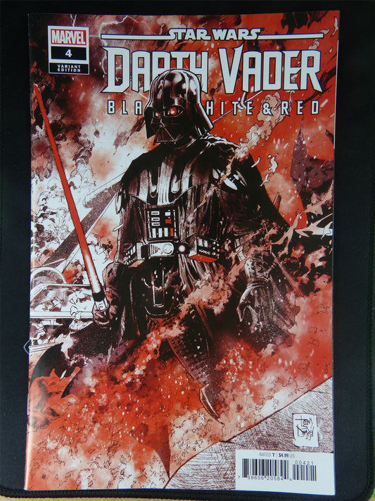 STAR Wars Darth Vader: Black white and red #4 Variant Cvr - Marvel Comic #2P4