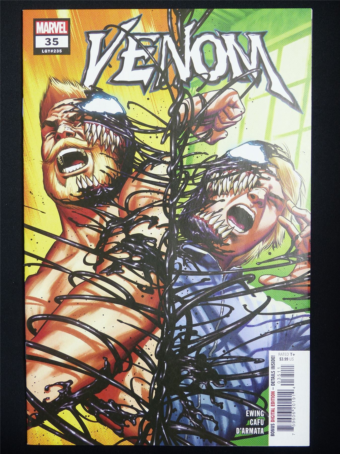 VENOM #35 - Marvel Comic #2SZ