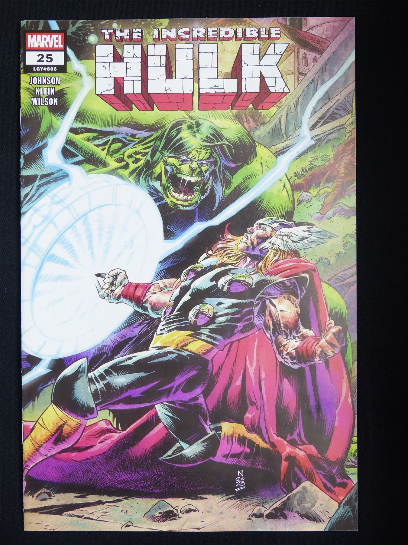The Incredible HULK #25 - Marvel Comic #1Q1