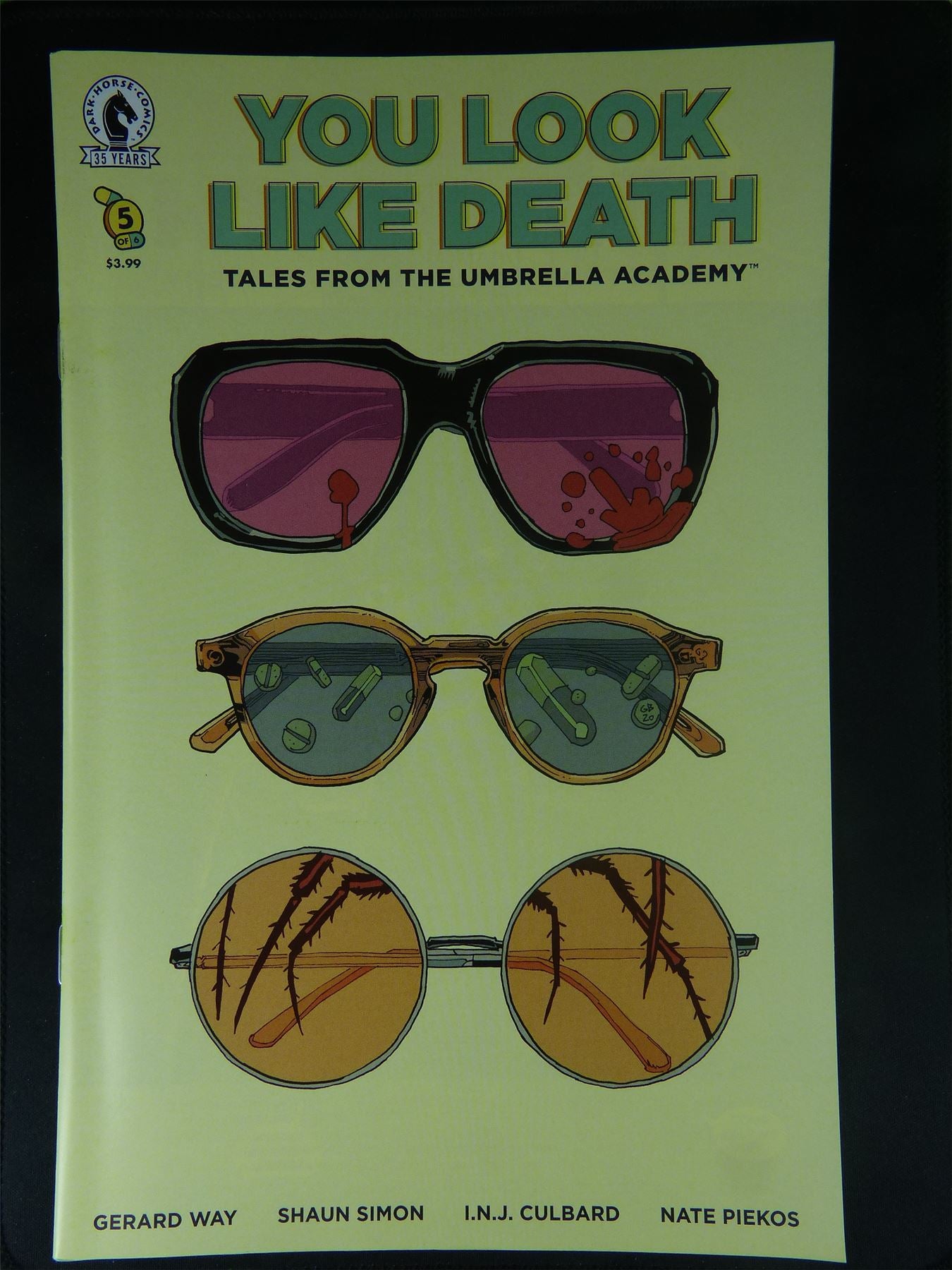 YOU Look Like Death: Tales from the mbrella Academy #5 - Dark Horse Comic #2QS