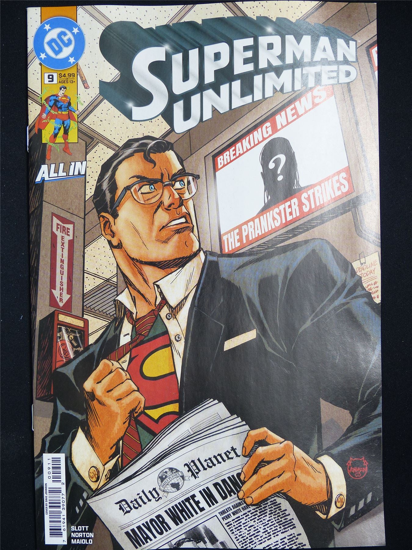 SUPERMAN Unlimited #9 - B&B Mar 2026 DC Comic #1GD