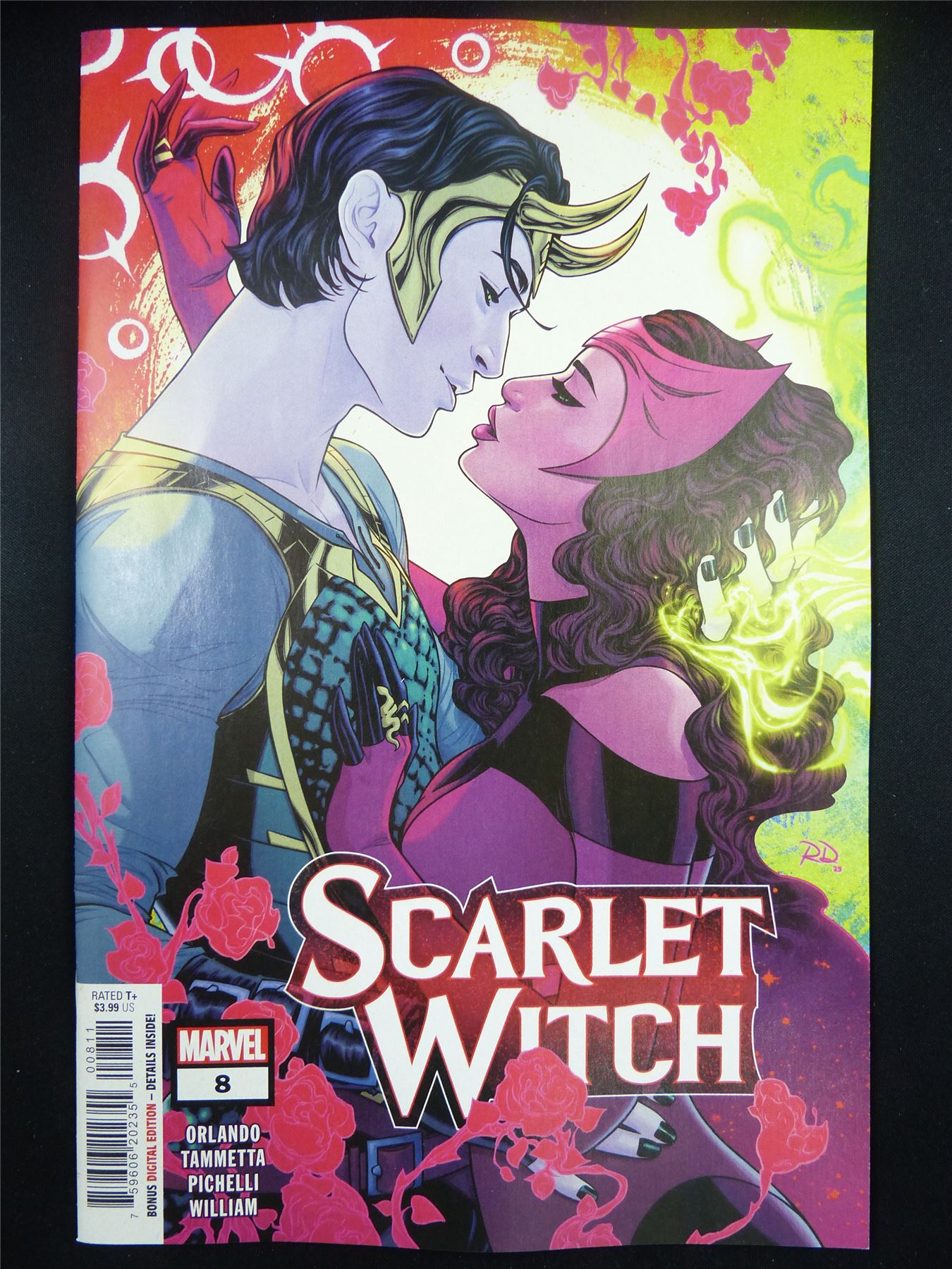 SCARLET Witch #8 - Nov 2023 Marvel Comic #8R