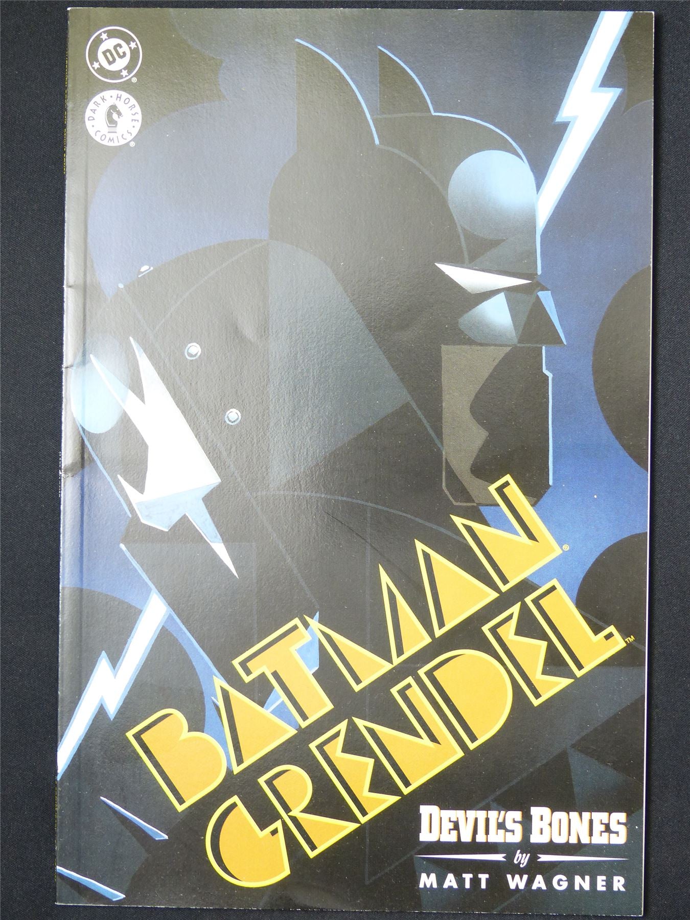 BATMAN / Grendel: Devil's Bones #1 - B&B DC Dark Horse Comic #18J