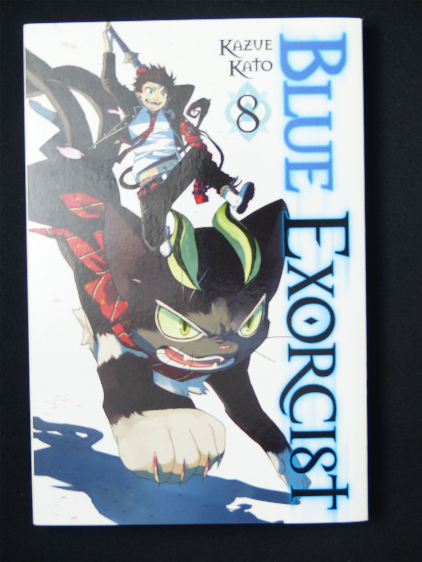 Blue Exorcist volume 8 - Viz Media Manga #6D8