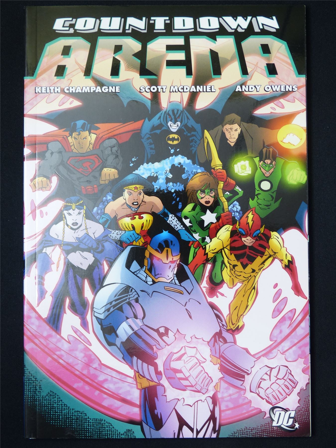 Countdown Arena - DC Graphic Softback #QJ