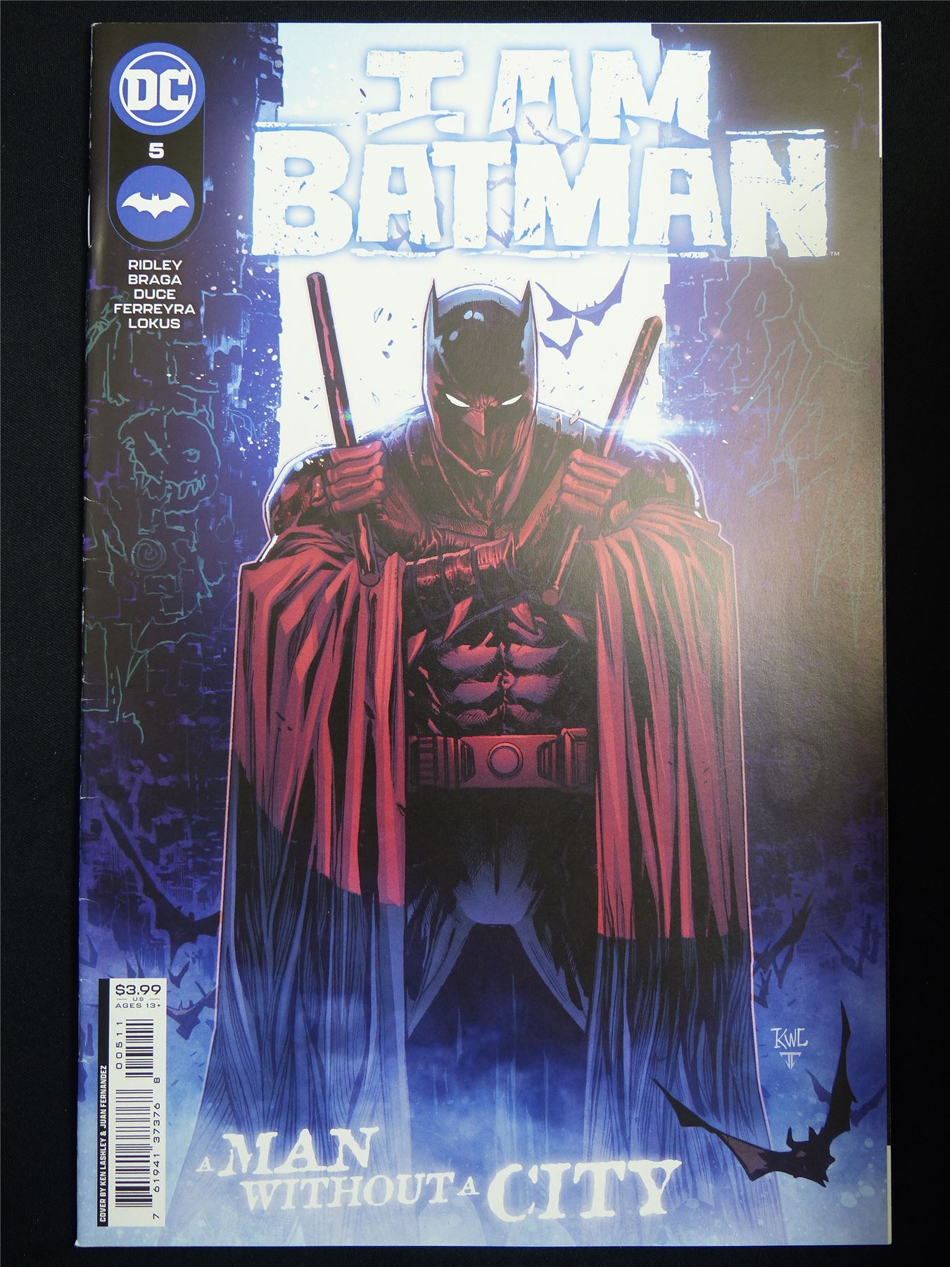 I Am BATMAN #5 - B&B DC Comic #2HO