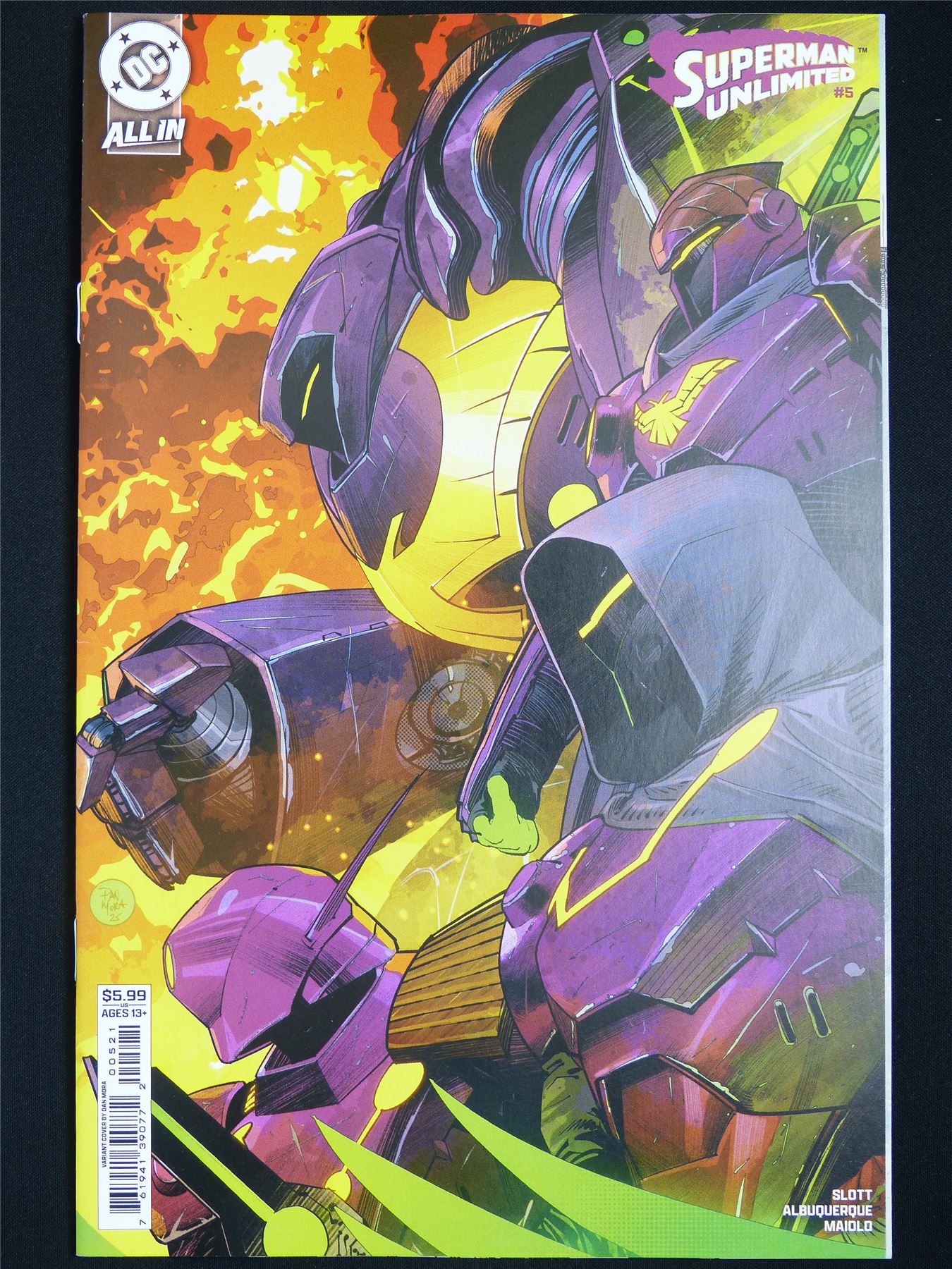 SUPERMAN Unlimited #5 - DC Comic #5HY