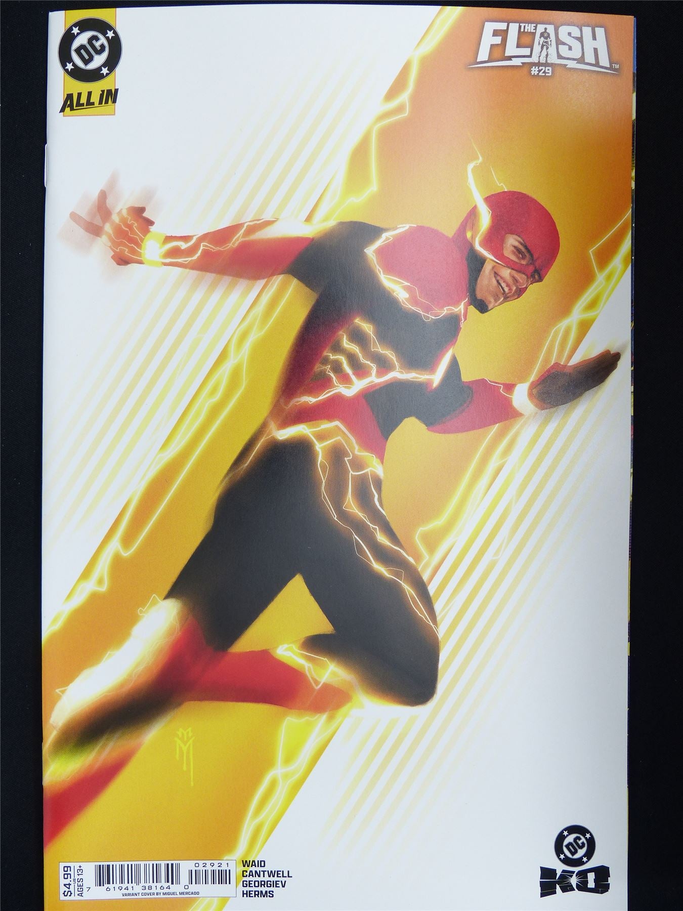 The FLASH #29 Variant - Mar 2026 DC Comic #1KC