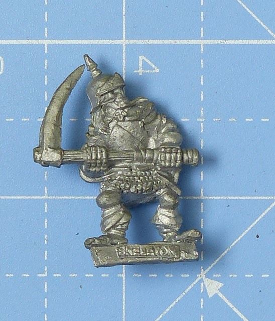 Classic Metal Skeleton - Warhammer Old World #2HU