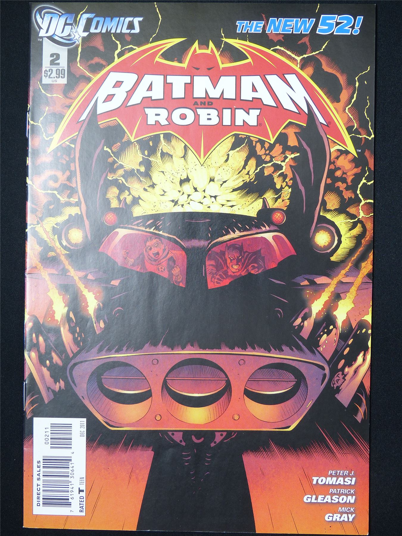 BATMAN and Robin #2 - B&B DC Comic #82I