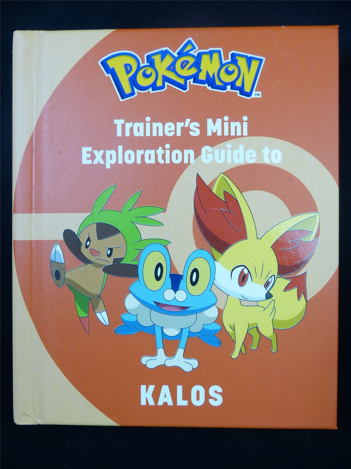 POKEMON Trainer's Mini Exploration Guide to Kalos - Insight Book hardback #300