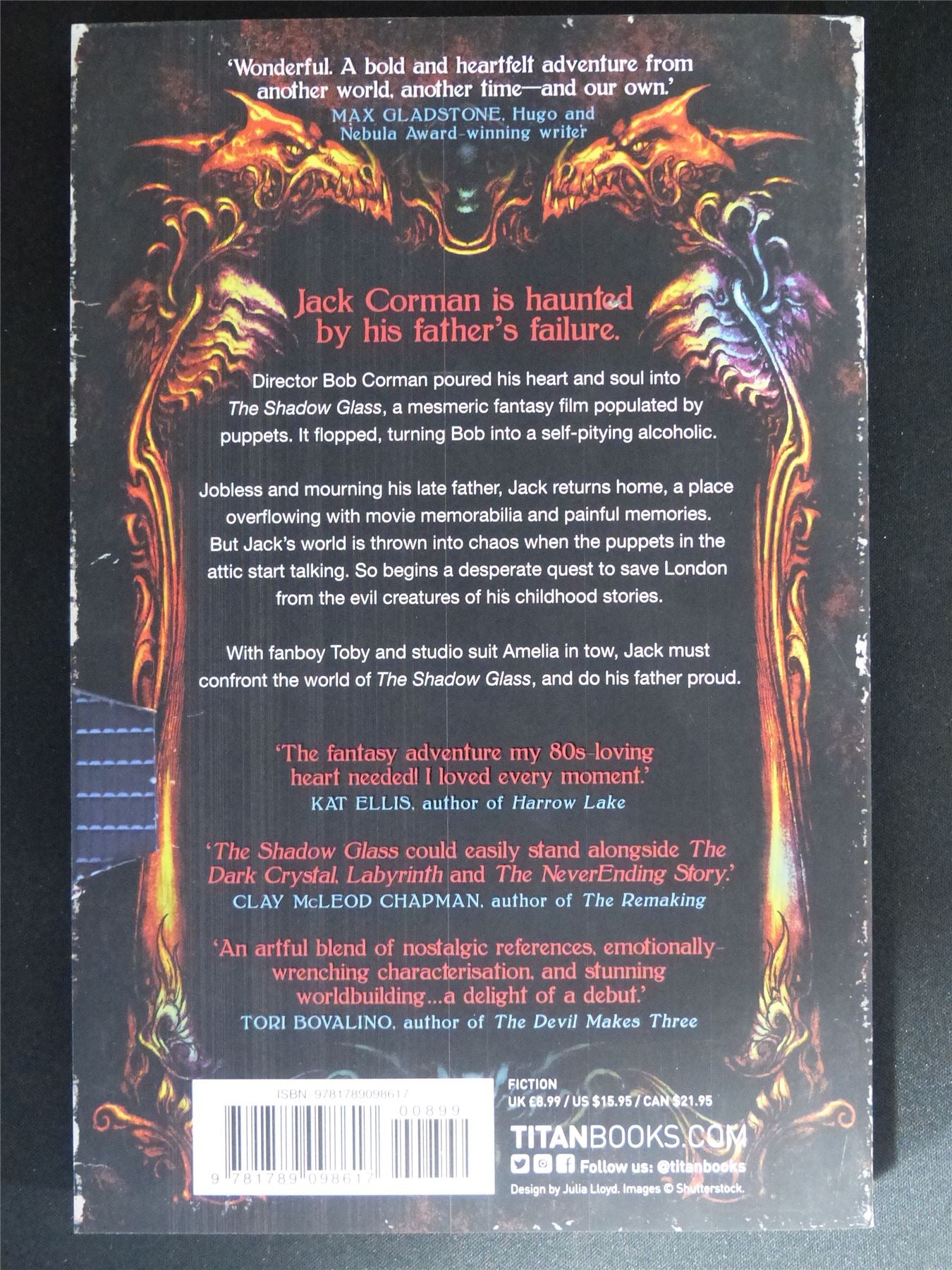 The Shadow Glass - Titan Novel Book Softback #7M