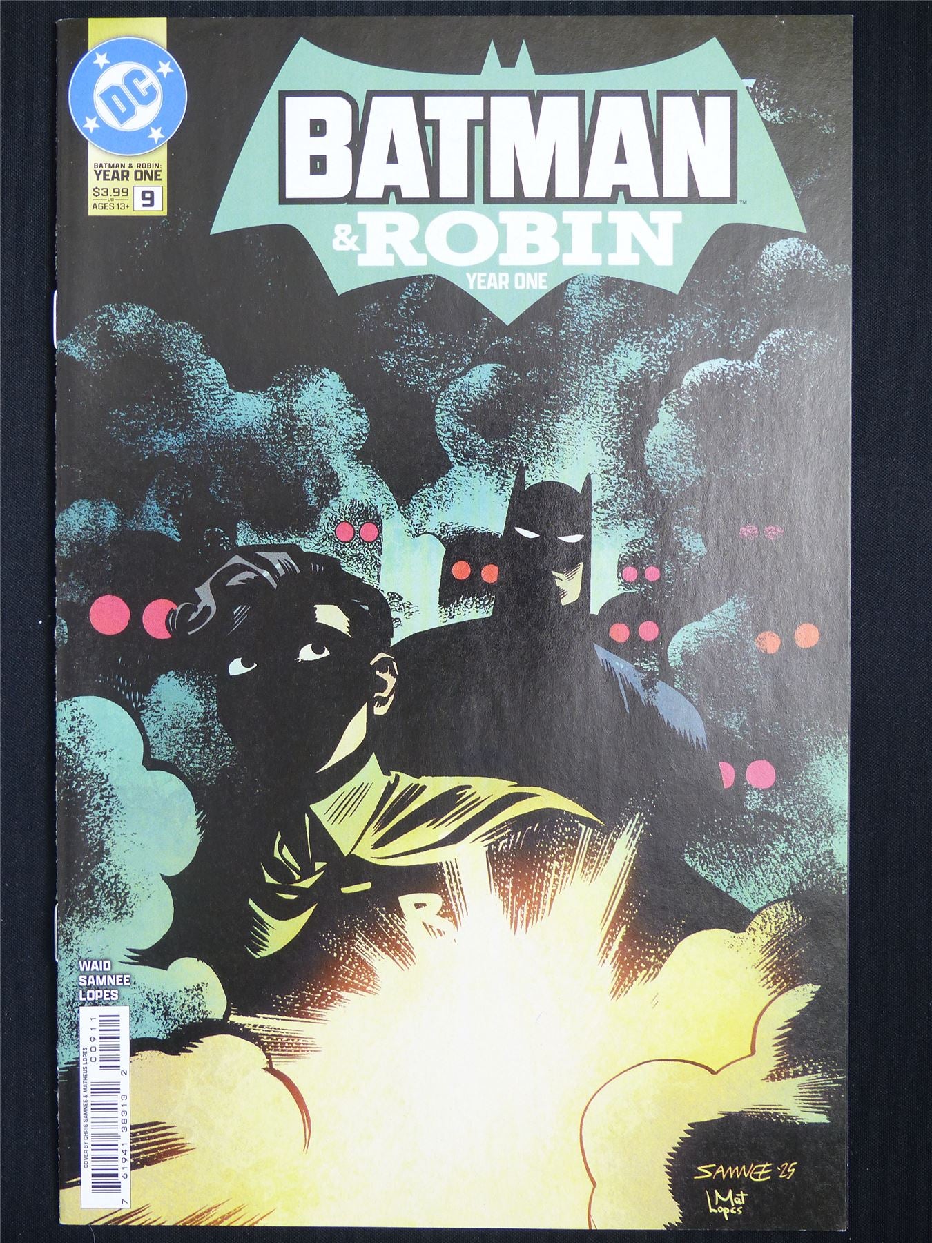 BATMAN & Robin: Year One #9 - DC Comic #39X