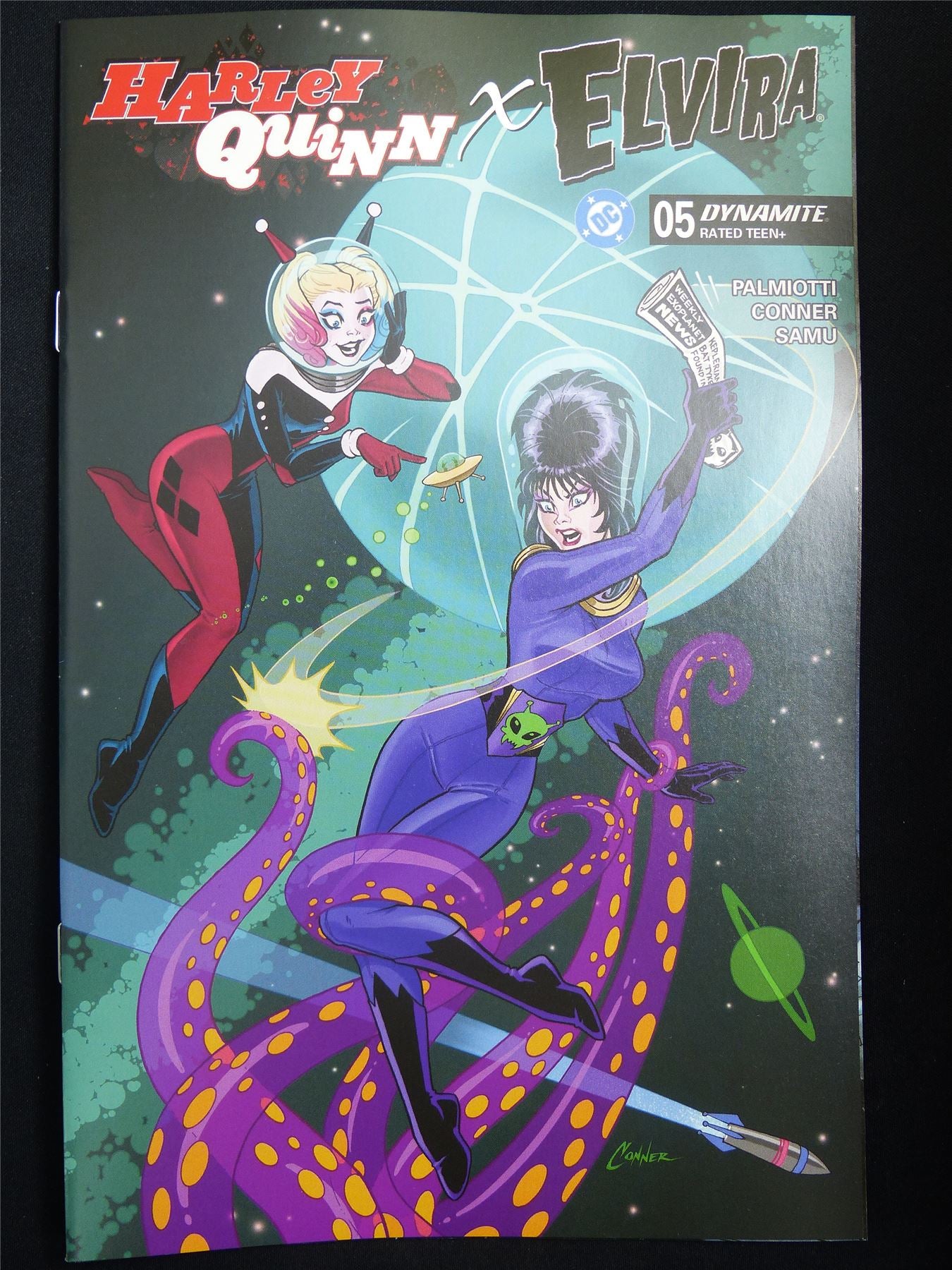 HARLEY Quinn x Elvira #5 - May 2026 DC Dynamite Comic #3RD