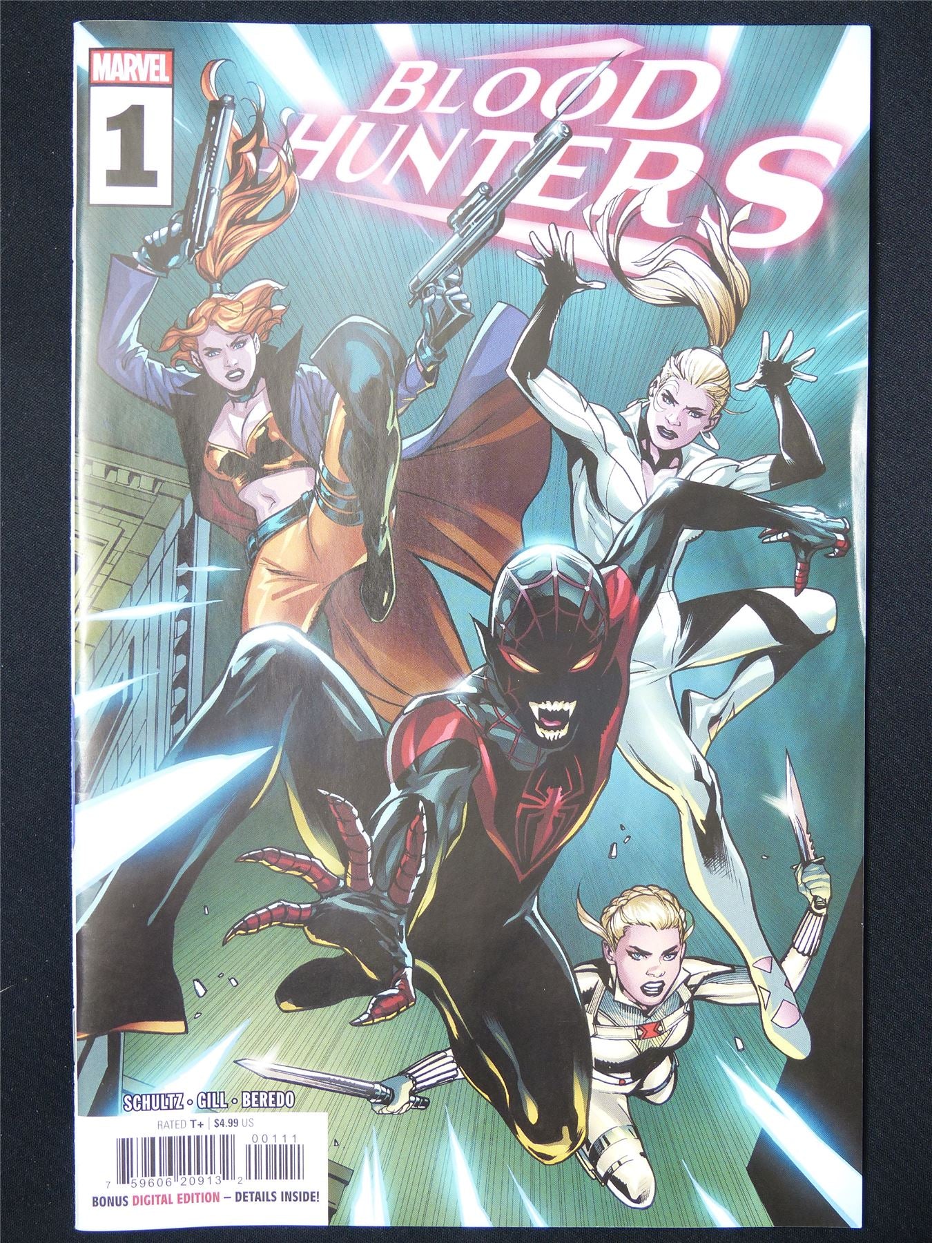 BLOOD Hunters #1 - B&B Marvel Comic #UR