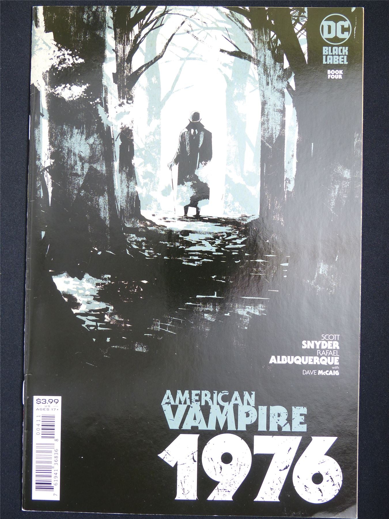 AMERICAN Vampire: 1976 #4 - DC Comic #6A4