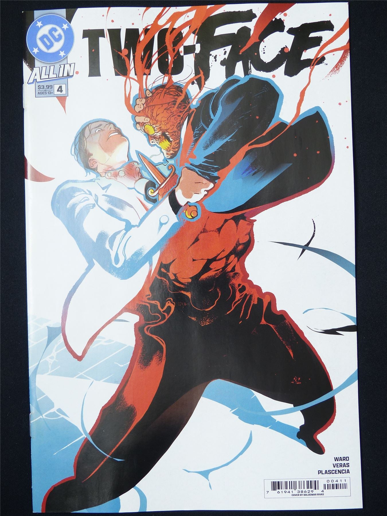 TWO-FACE #4 - B&B May 2025 DC Comic #OY