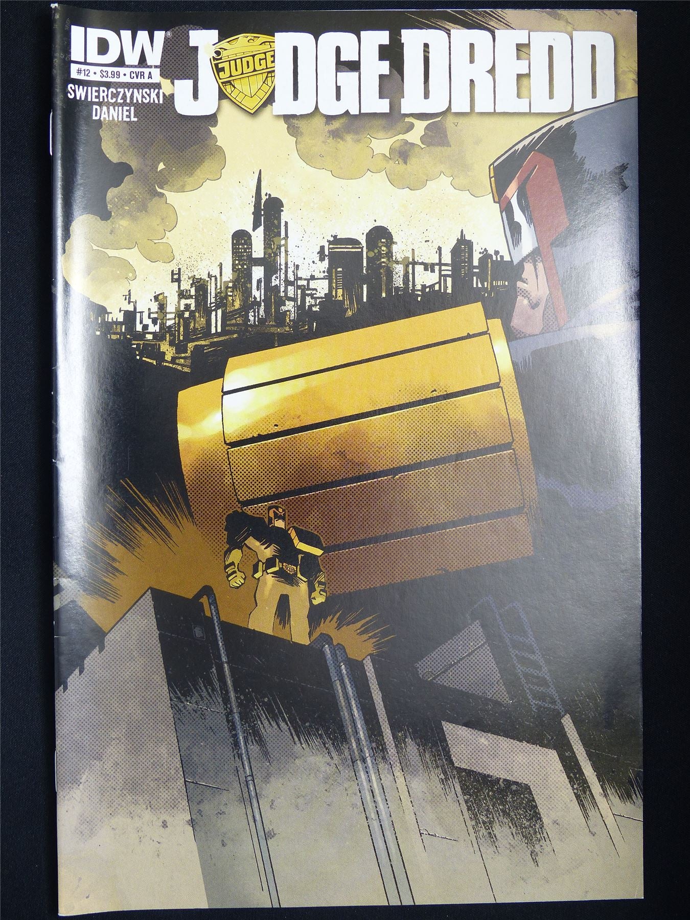 JUDGE Dredd #12 - IDW Comic #1RR