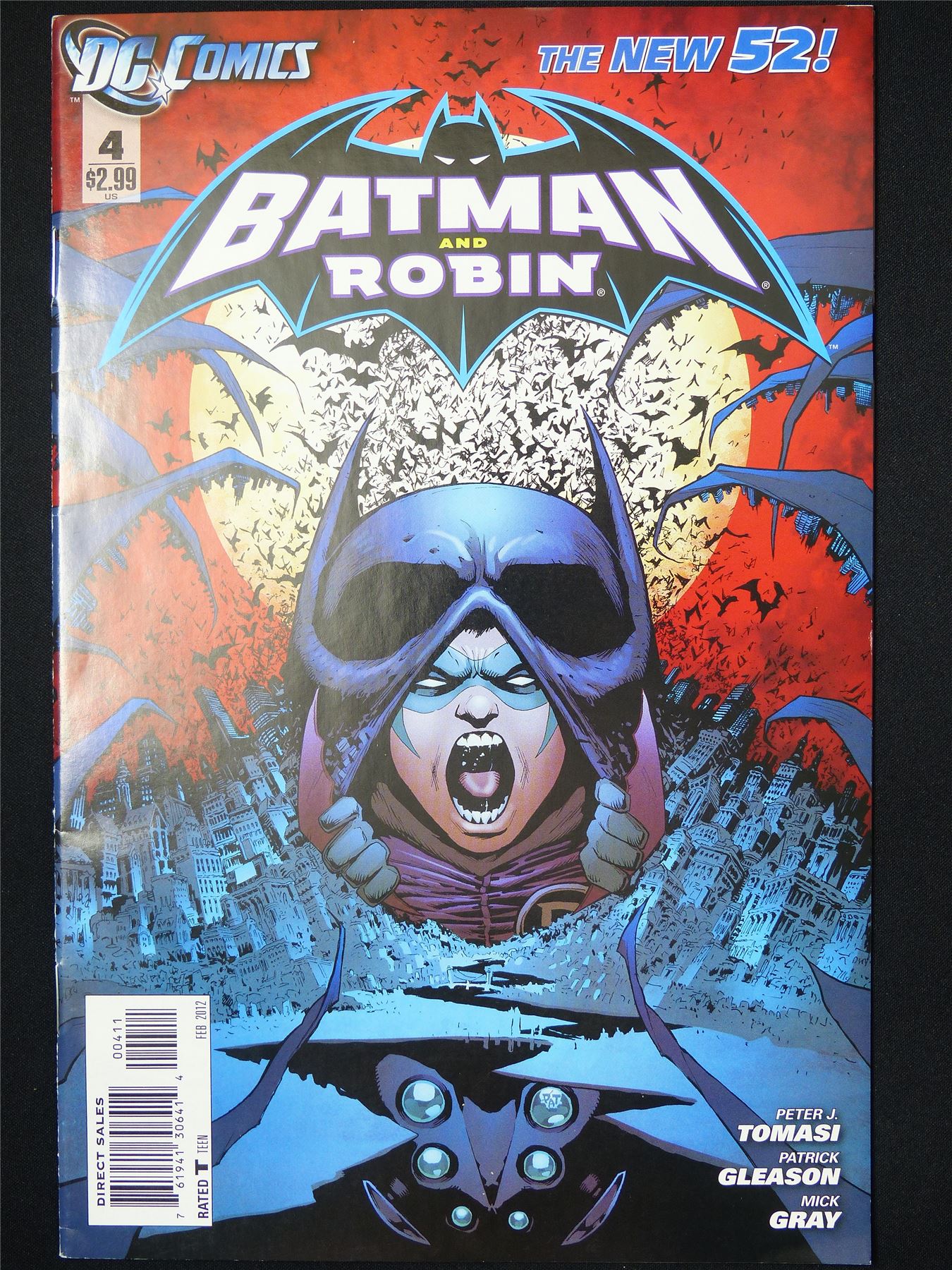 BATMAN and Robin #4 - B&B DC Comic #82K