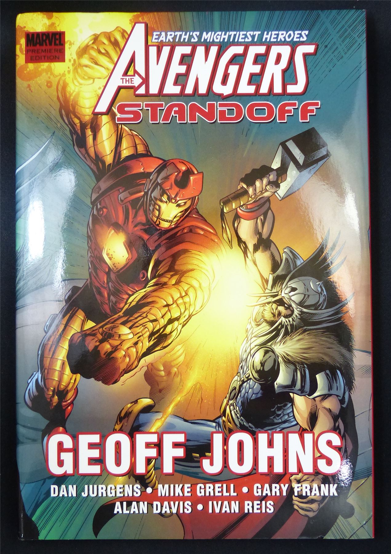 AVENGERS: Standoff - Marvel Graphic Hardback #CF
