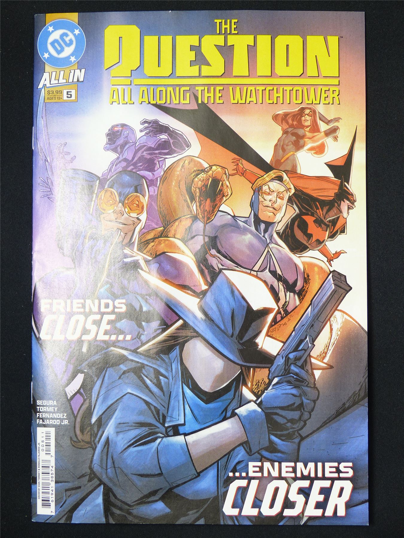 The QUESTION All Along the Watchtower #5 - B&B May 2025 DC Comic #1O1