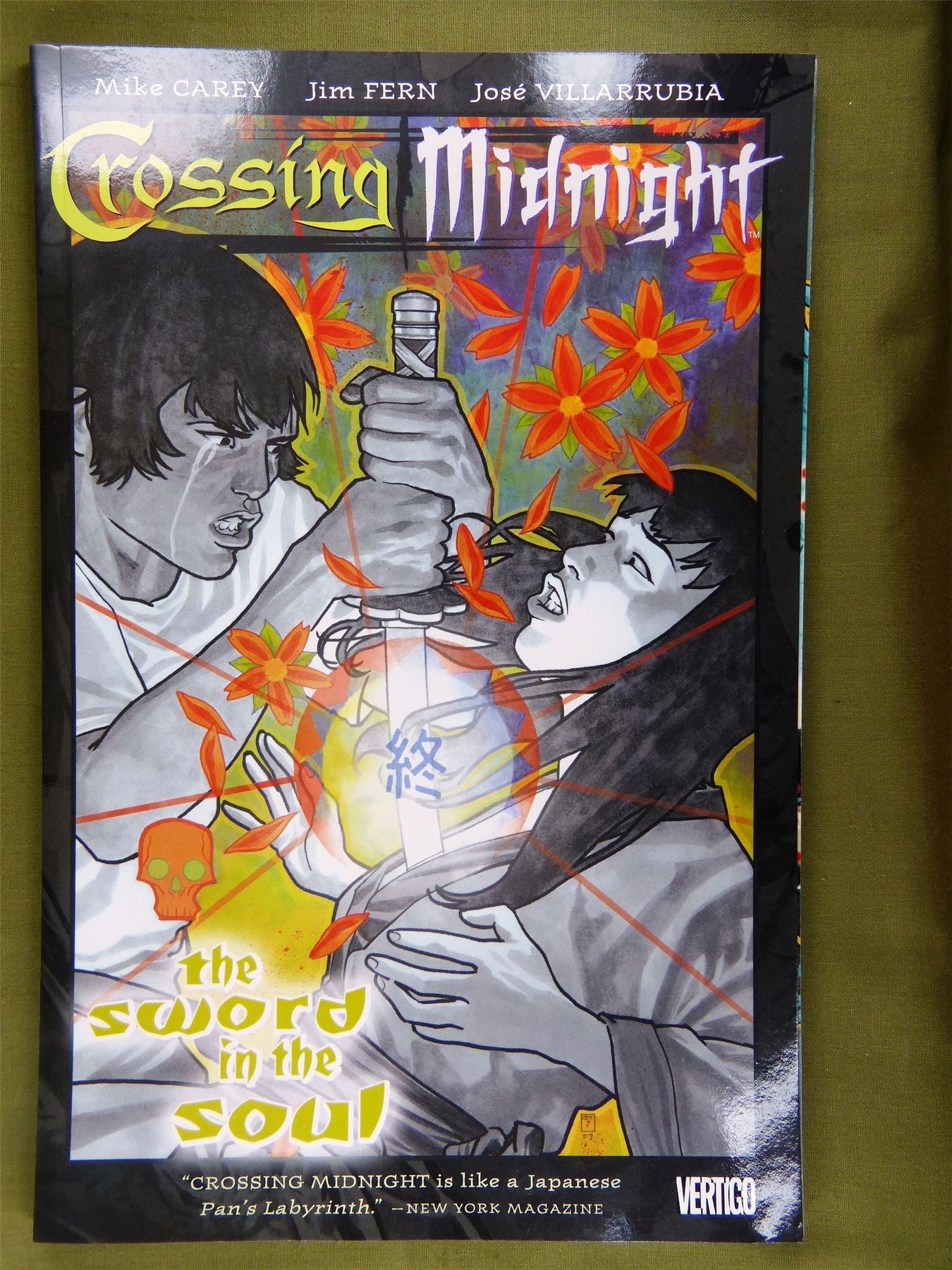 Grossing Miclnight The sword in The Soul - Graphic Novel #1ZJ