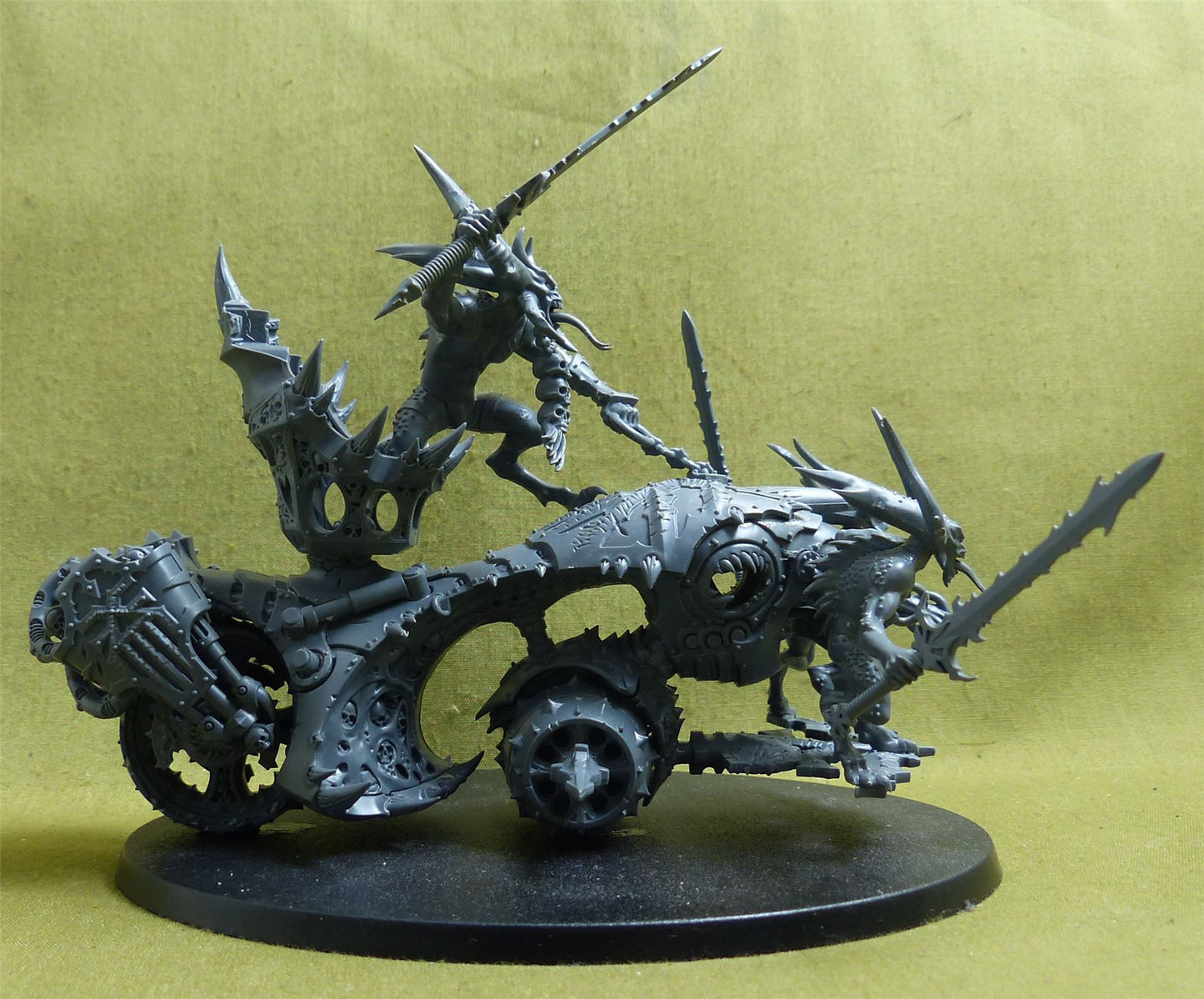 Rendmaster Herald of Khorne on Blood Throne - Chaos Daemons - Warhammer 40K #1GE