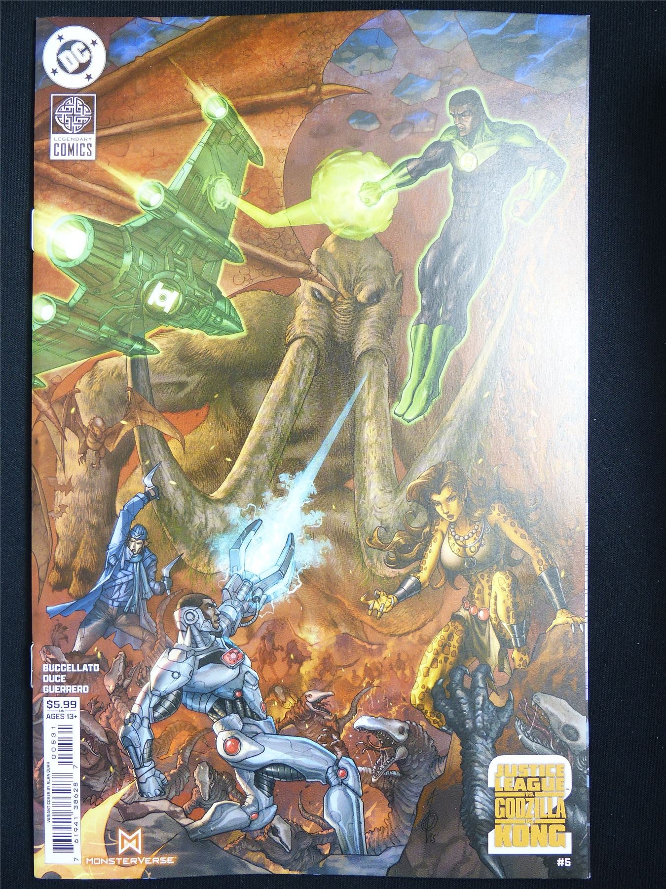 JUSTICE League vs Godzilla vs Kong #5 Variant - Jan 2026 DC Comic #6O1