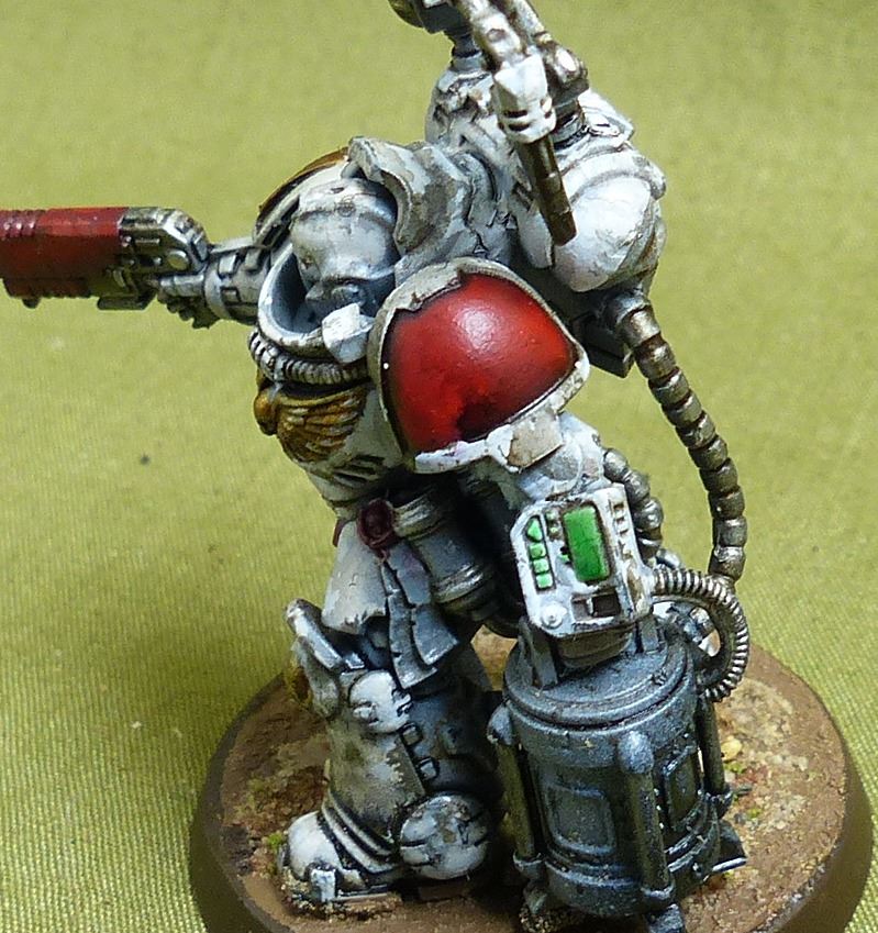 Primaris Apothecary Biologis painted - Blood Angels - Warhammer 40K #3YX