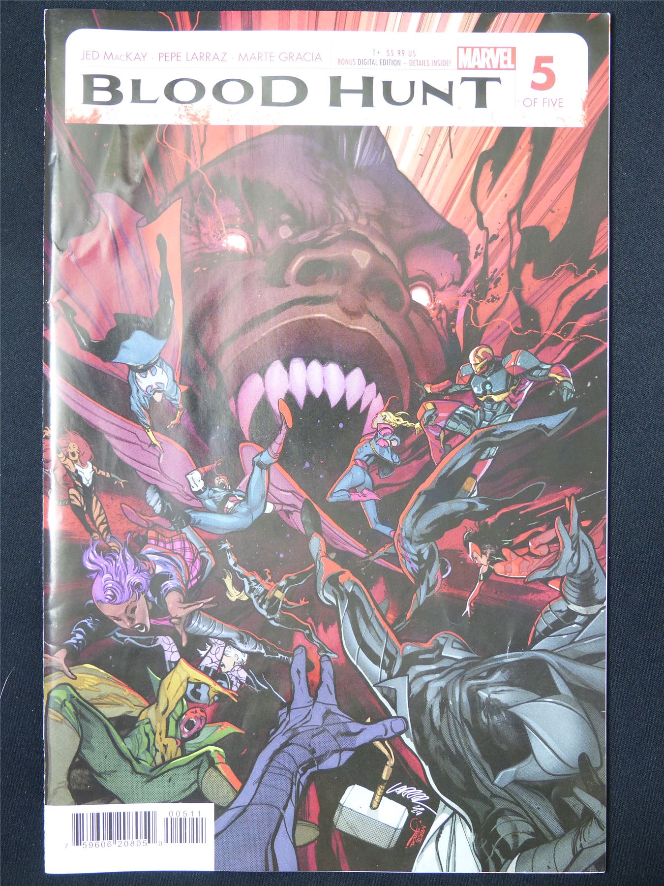 BLOOD Hunt #5 - B&B Marvel Comic #UT