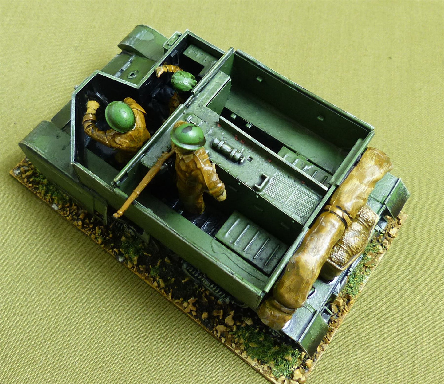 British Universal Carrier painted 1:35 scale - WW2 Model #172