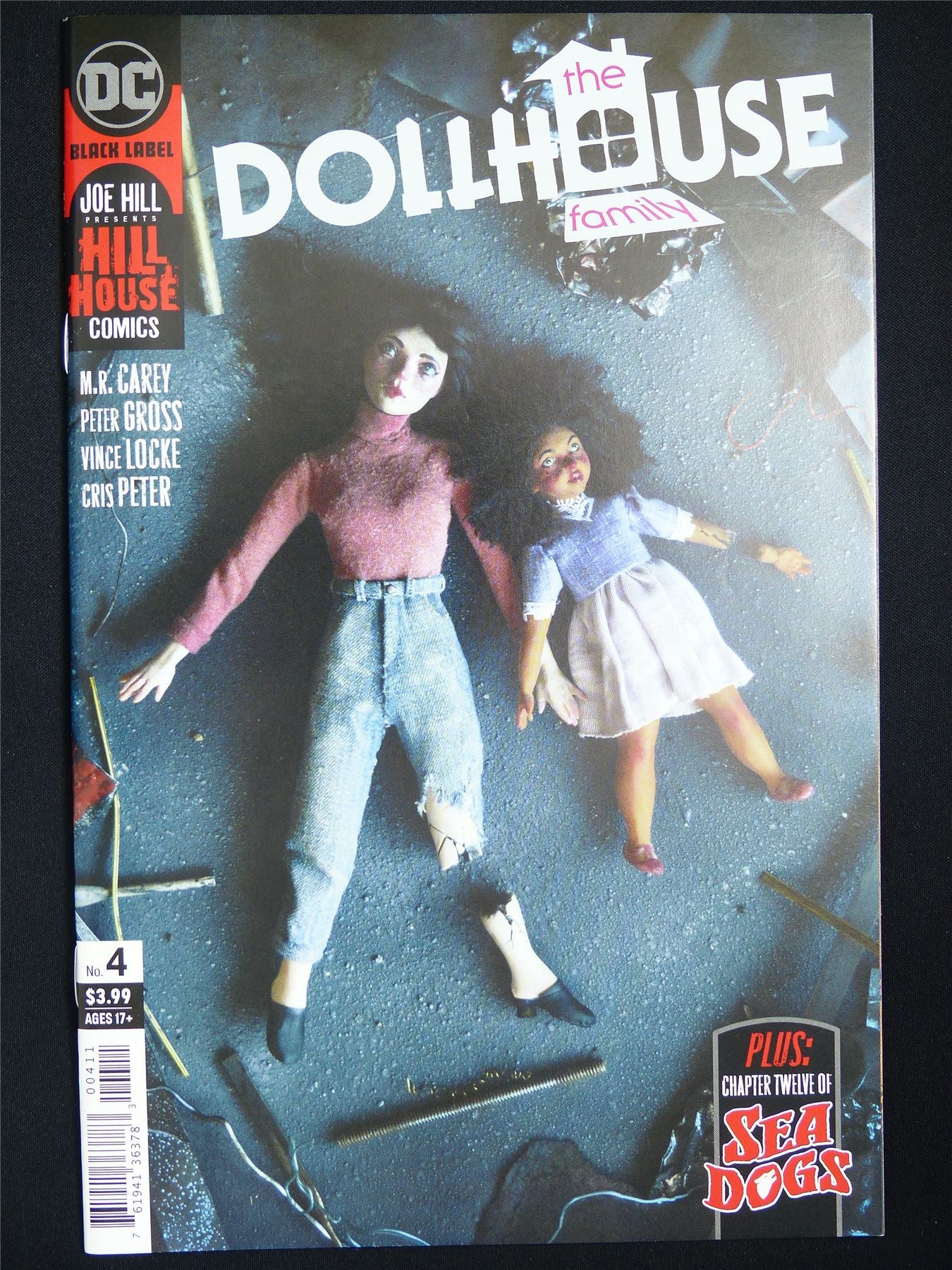 The DOLLHOUSE Family #4 - DC Comic #1LT