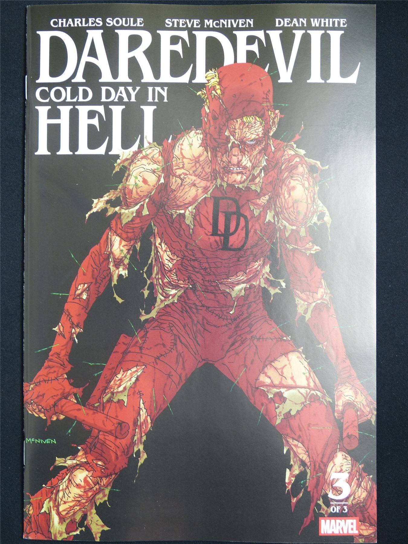 DAREDEVIL: Cold Day in Hell #3 - Oct 2025 Marvel Comic #2O5