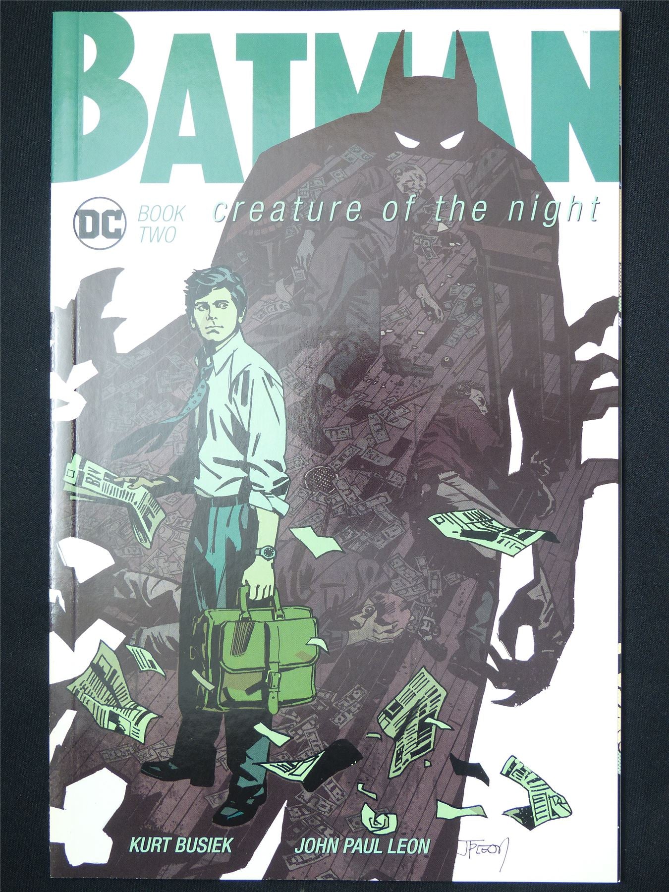 BATMAN: Creature of the Night #2 - DC Comic #1DN