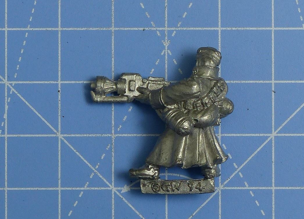 Valhallan Ice Warrior with Flamer Classic Metal - Warhammer 40K #Z0