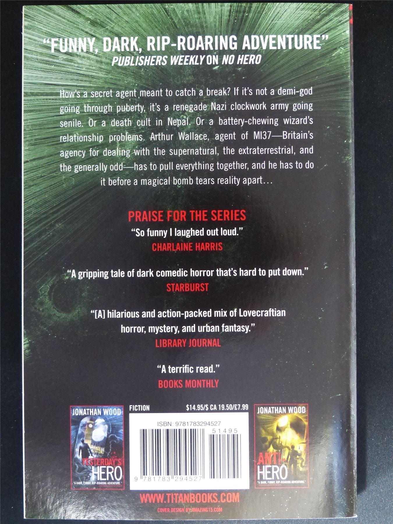 Broken Hero - Titan Novel Book Softback #9V