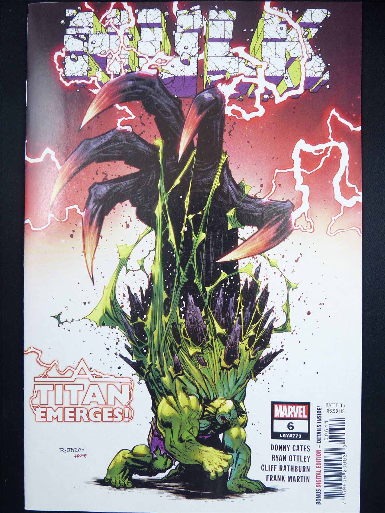 HULK #6 - Marvel Comic #4ZR