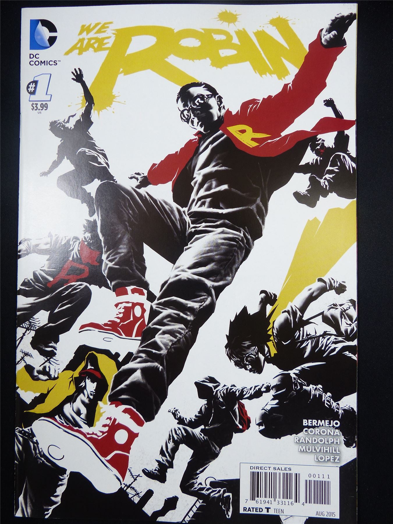 We Are ROBIN #1 - DC Comic #3IG