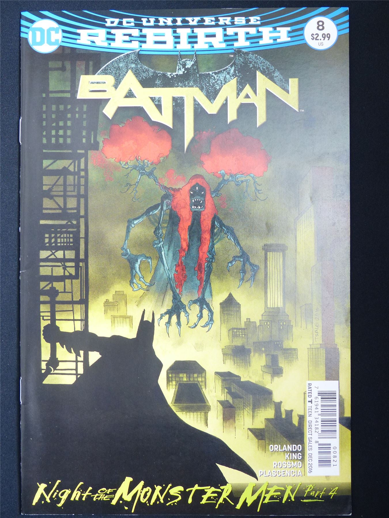 BATMAN #8 Rebirth - DC Comic #674