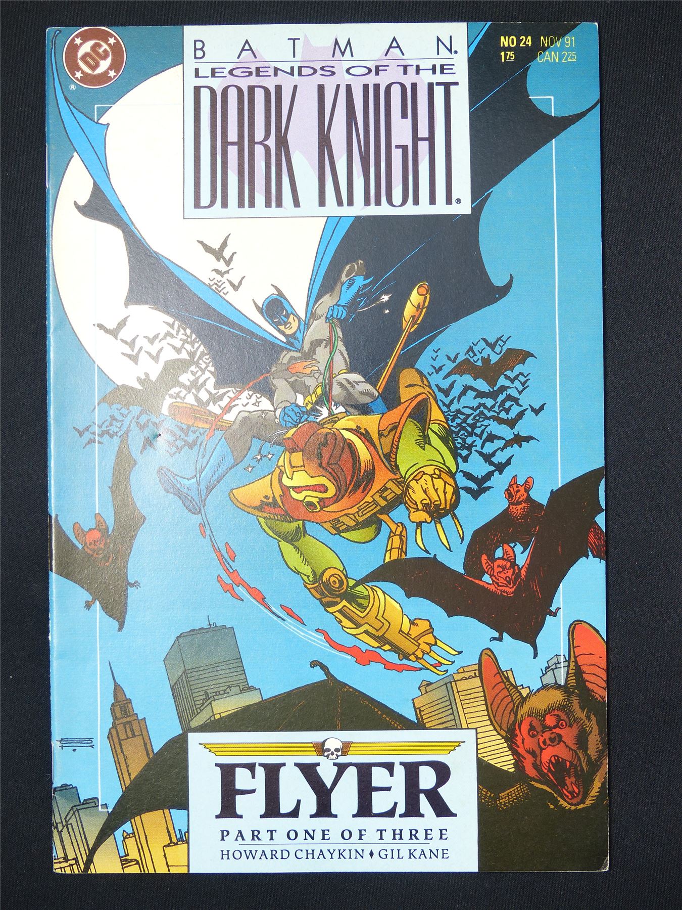 BATMAN Legends of the Dark Knight #24 - DC Comic #38M