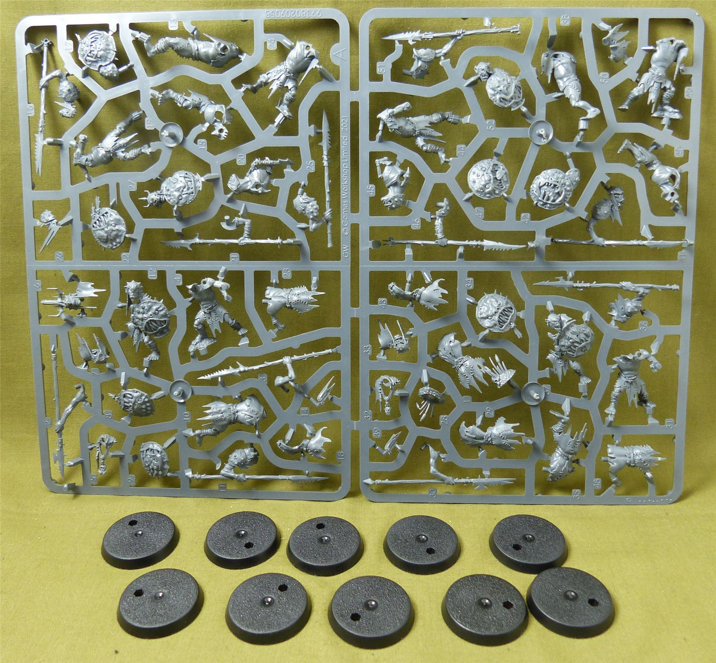 Swampcalla Shaman with Pot-grot Sprue - Orruk Warclans - Warhammer AoS #DI