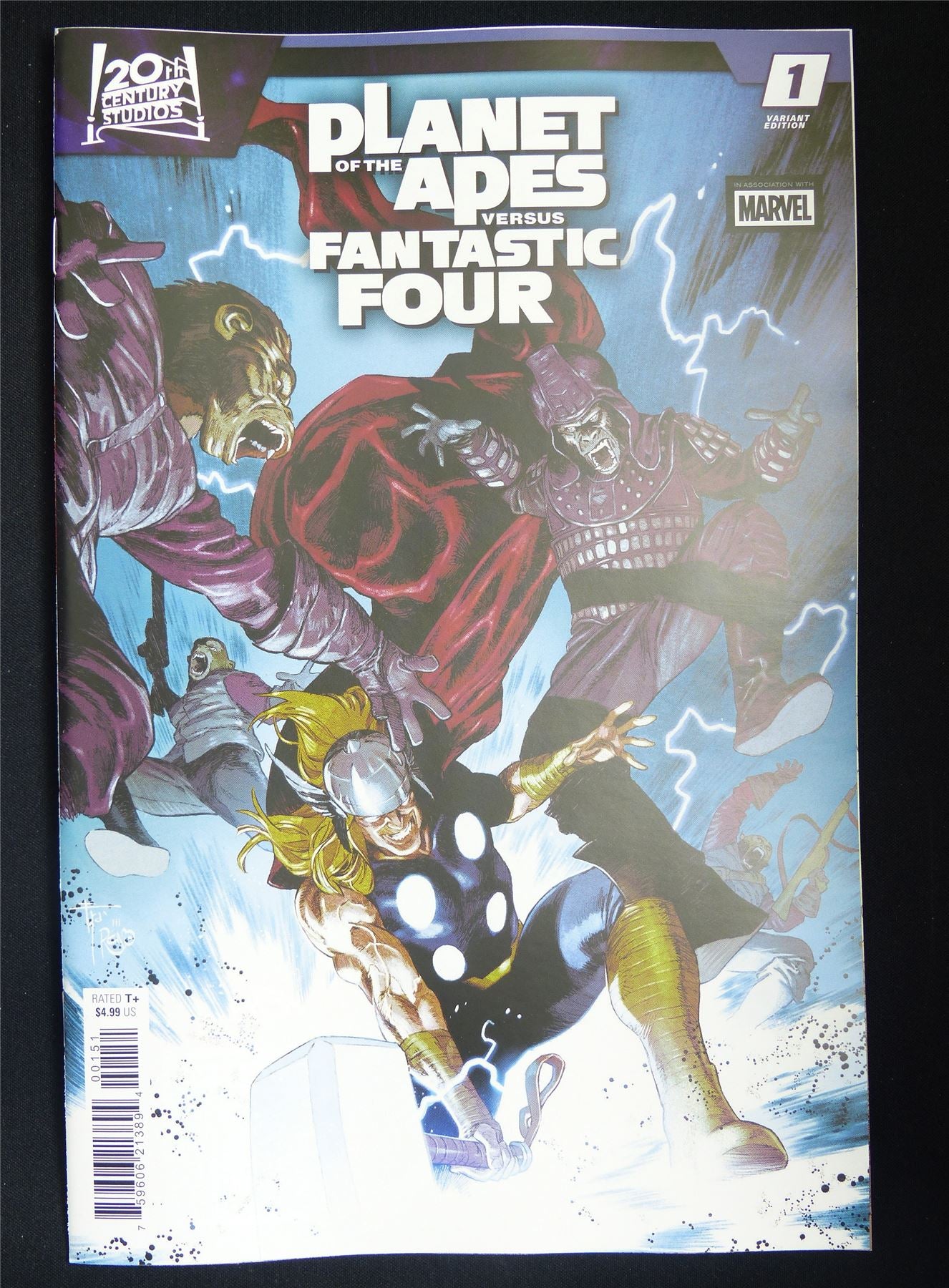 PLANET of the Apes versus Fantastic Four #1 Variant - B&B Apr 2026 Marvel Comic #1V7