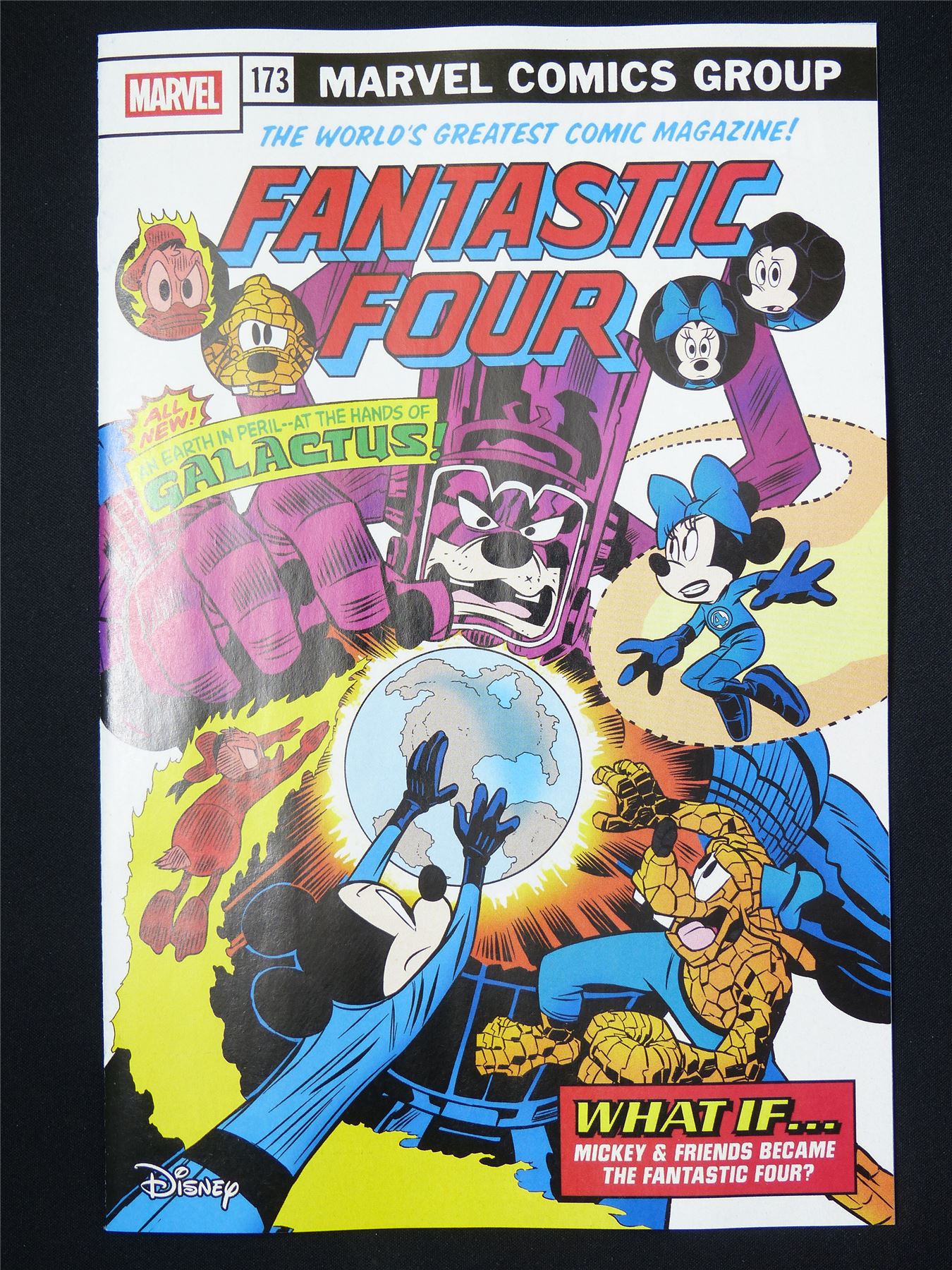 FANTASTIC Four #31 Variant - Jul 2025 Marvel Comic #327