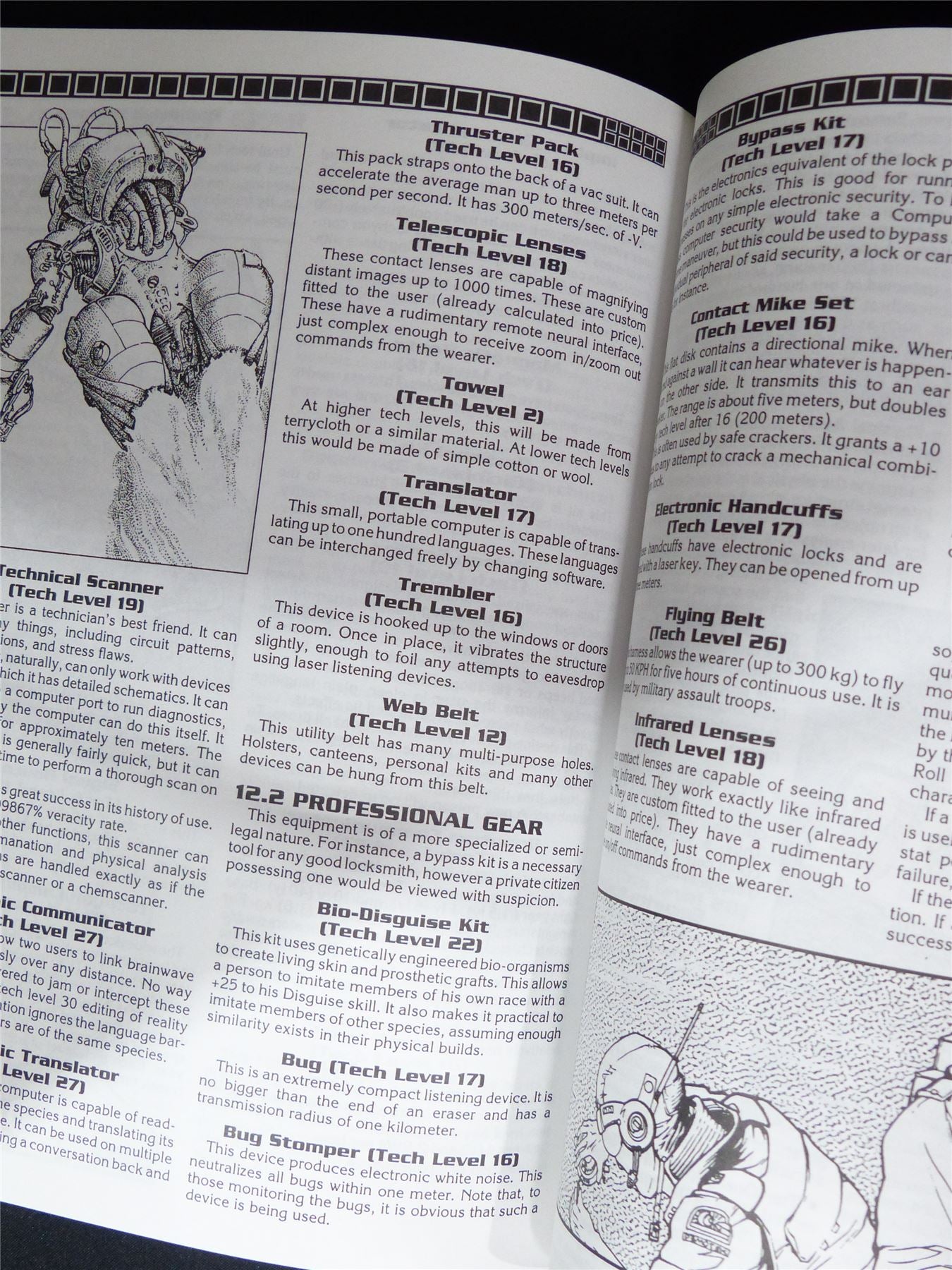 Spacemaster: Tech Law Equipment Manual - Roleplay Softback #1WN
