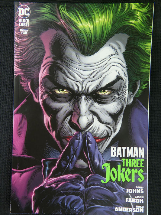BATMAN: Three Jokers Book Two - DC Comic #11T