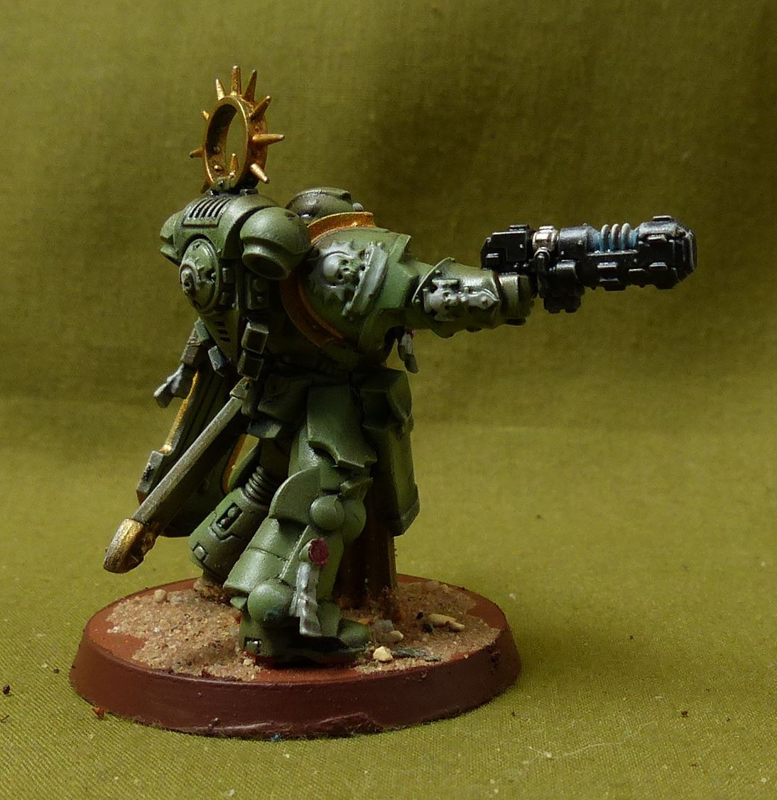 Lieutenant with Storm Shield painted - Raptors - Warhammer 40K #WF