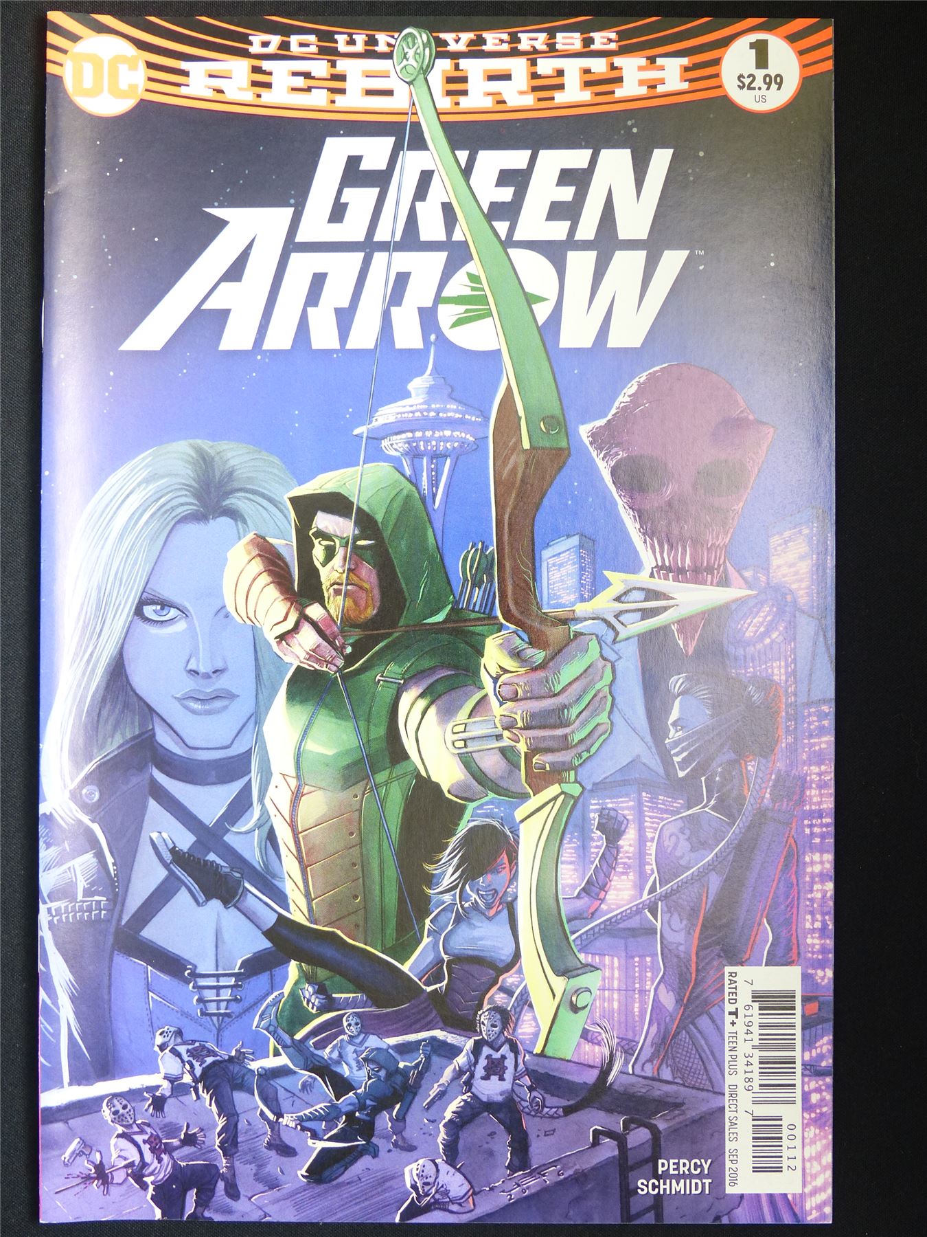 GREEN Arrow #1 Rebirth - DC Comic #67R