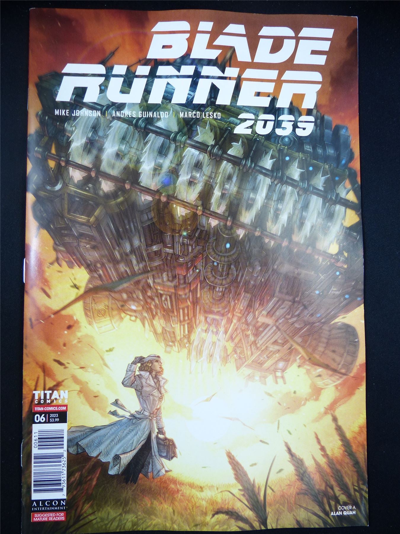 BLADE Runner 2039 #6 Cvr A - Aug 2023 Titan Comic #3I0
