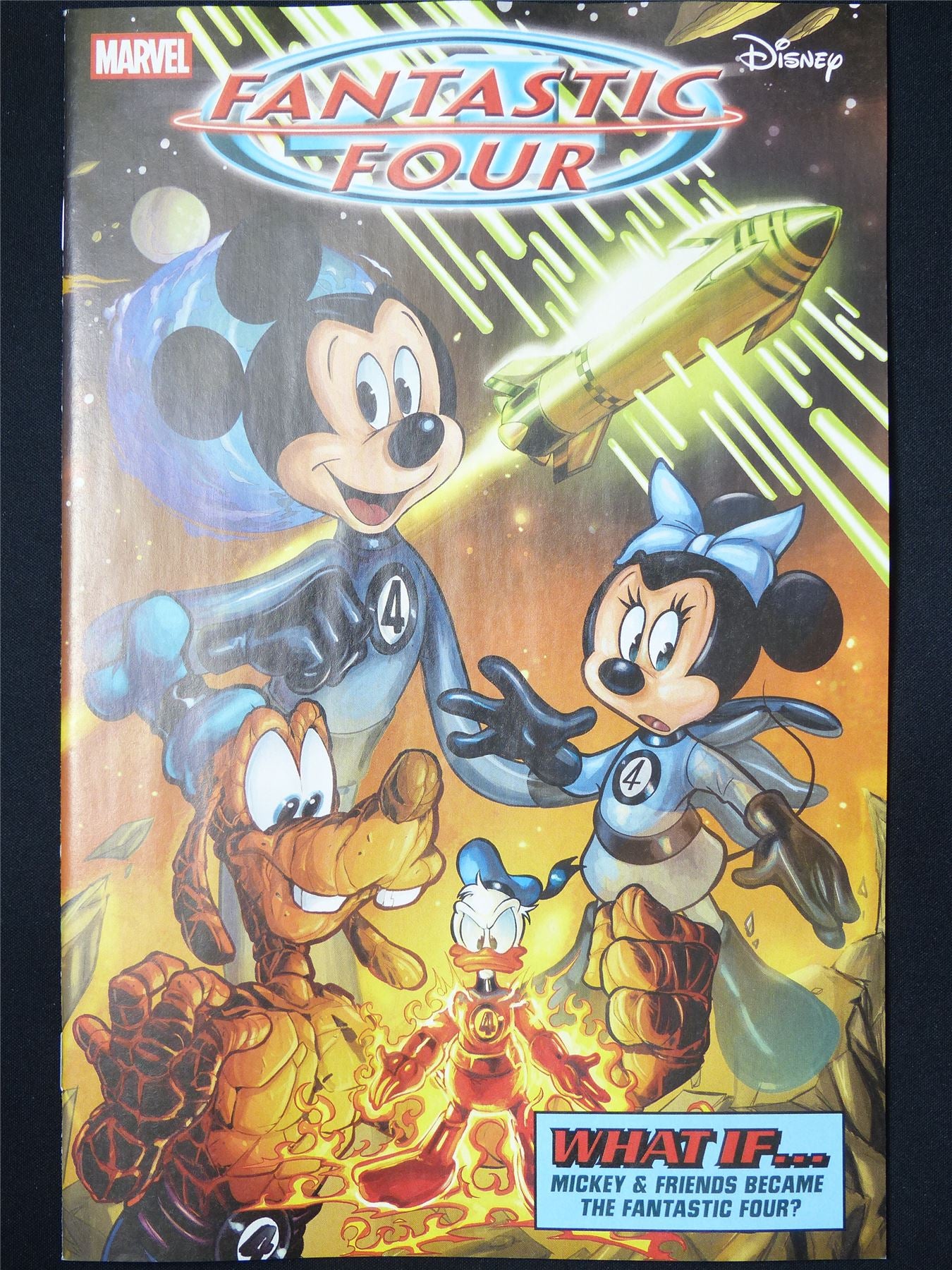 FANTASTIC Four #30 Disney Variant - May 2025 Marvel Comic #20T