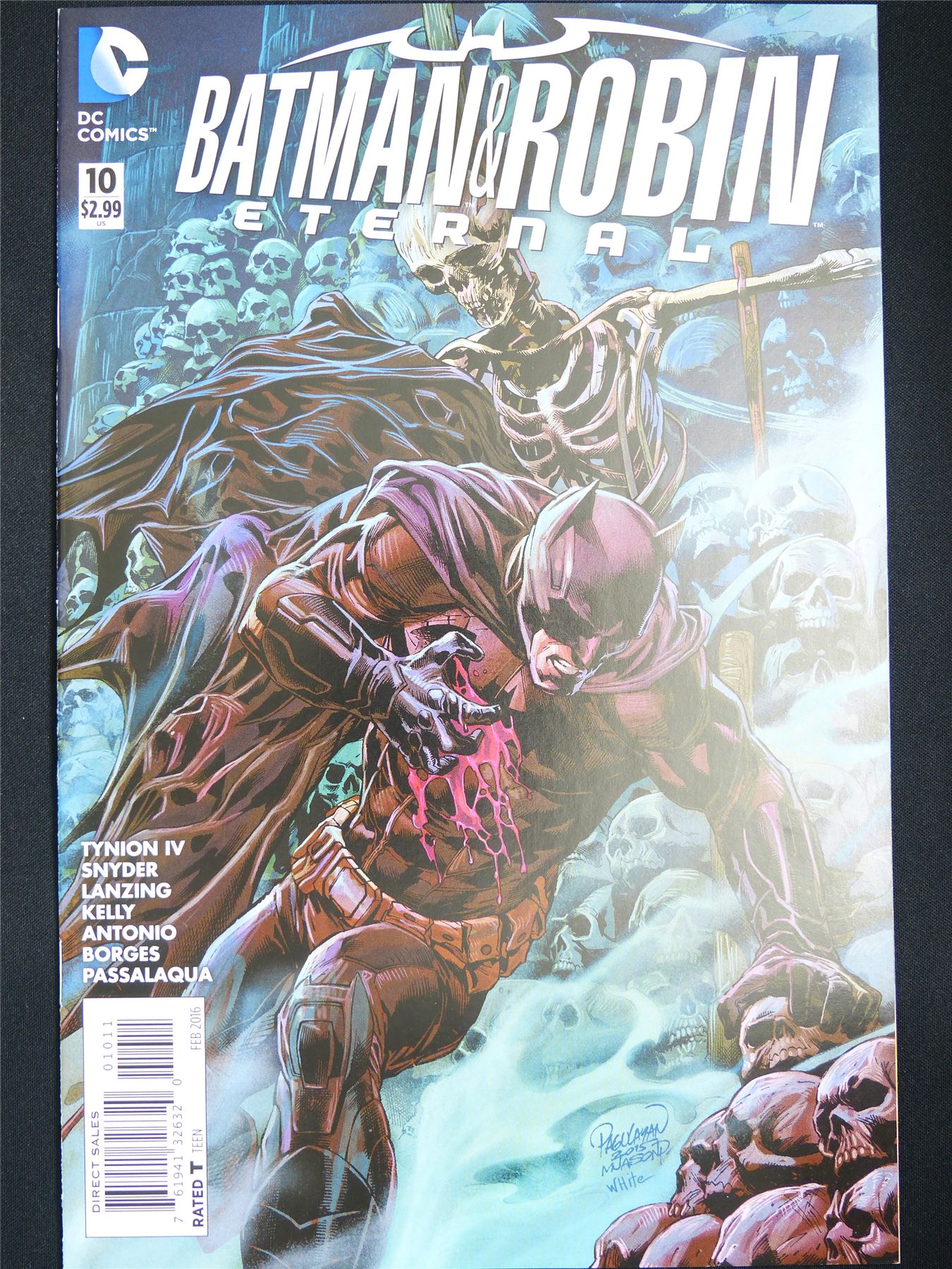 BATMAN & Robin Eternal #10 - DC Comic #2X